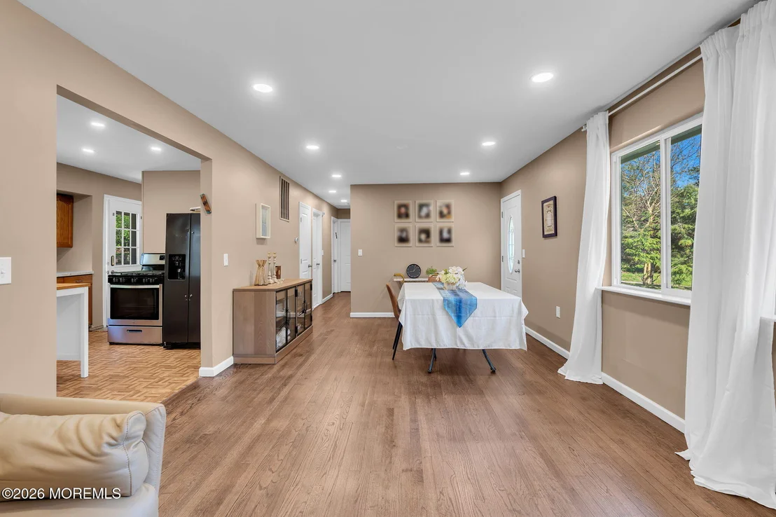 Photo of 43 Redwood Place