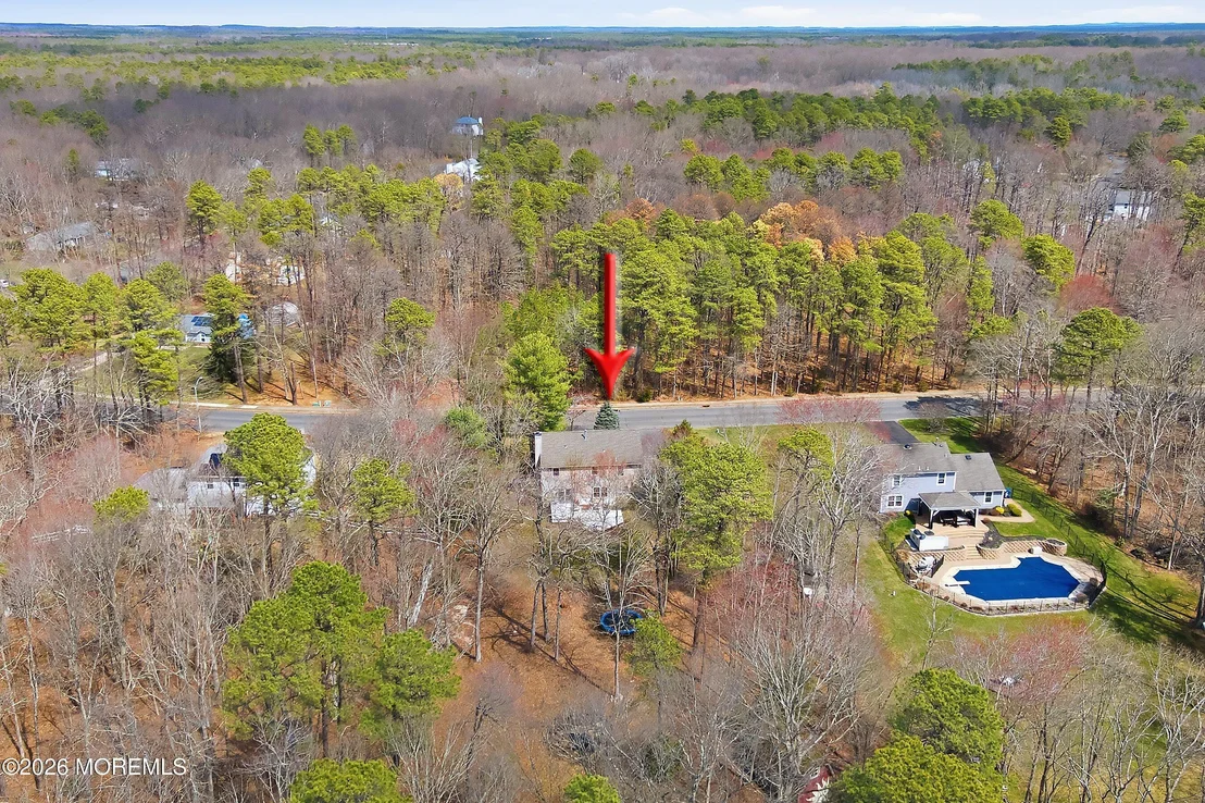 Photo of 565 Buttonwood Drive