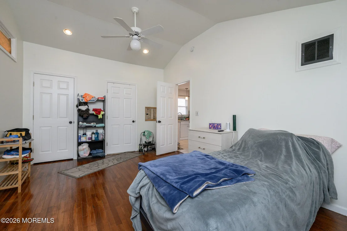 Photo of 384 Cook Road