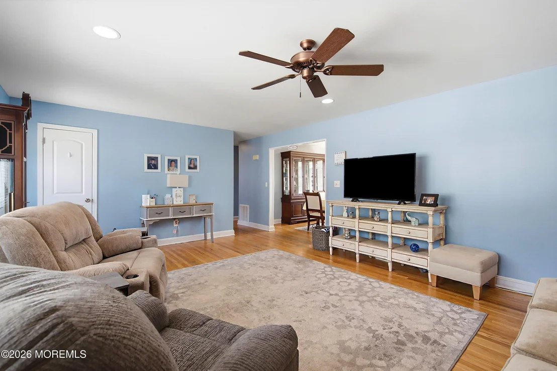 Photo of 412 Midstreams Road