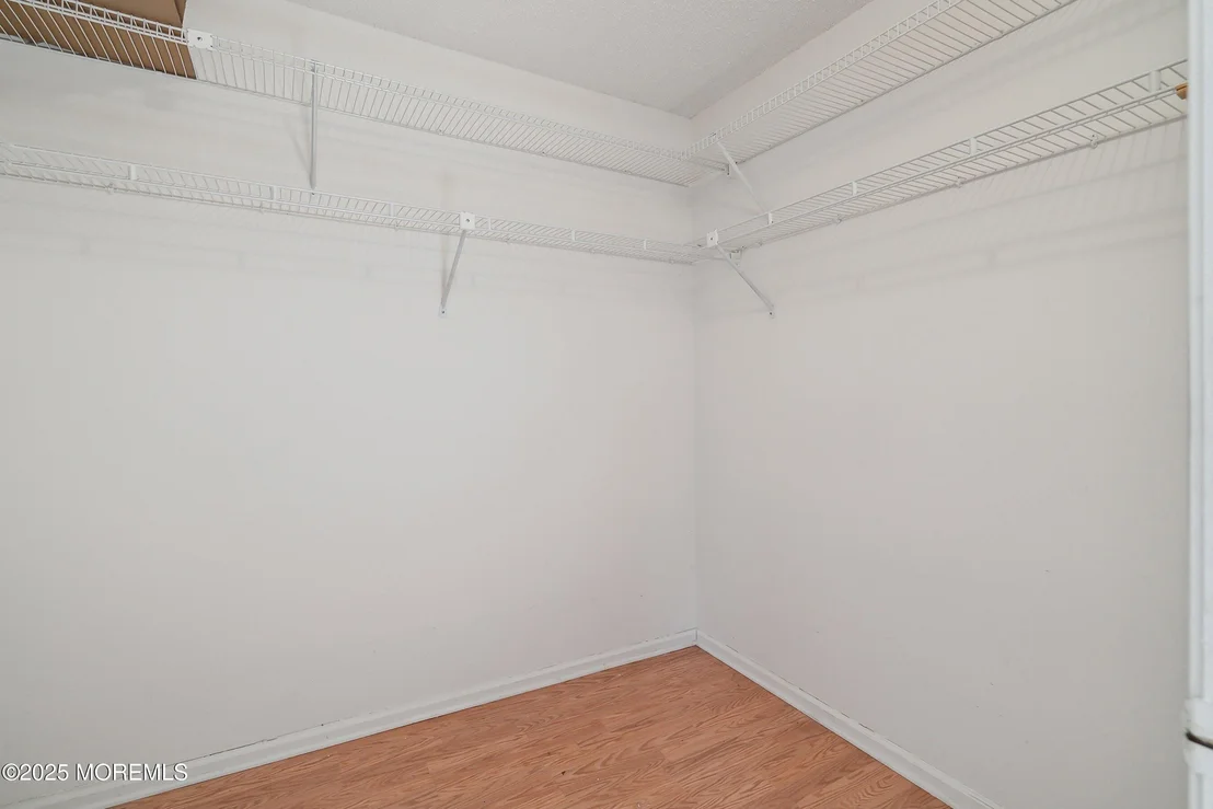 Photo of 32 Pine Oak Boulevard