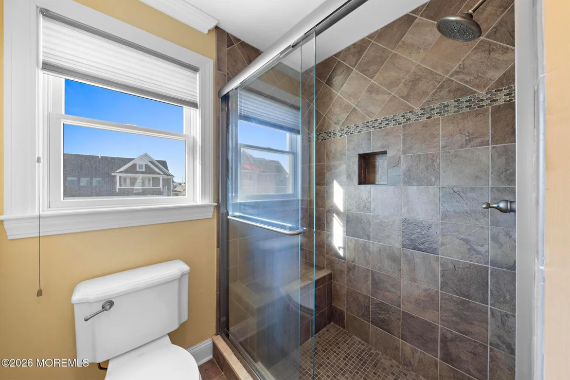 Photo of 305 Sloop Lane