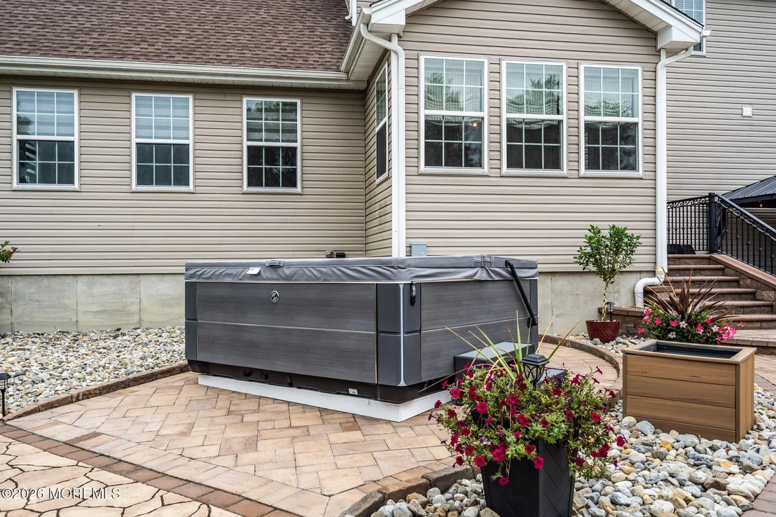 Photo of 12 Whispering Grove Boulevard
