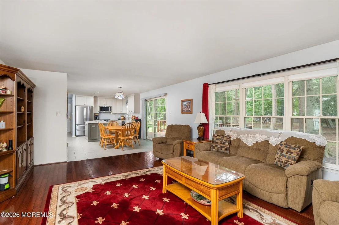 Photo of 4 Pine Tree Drive