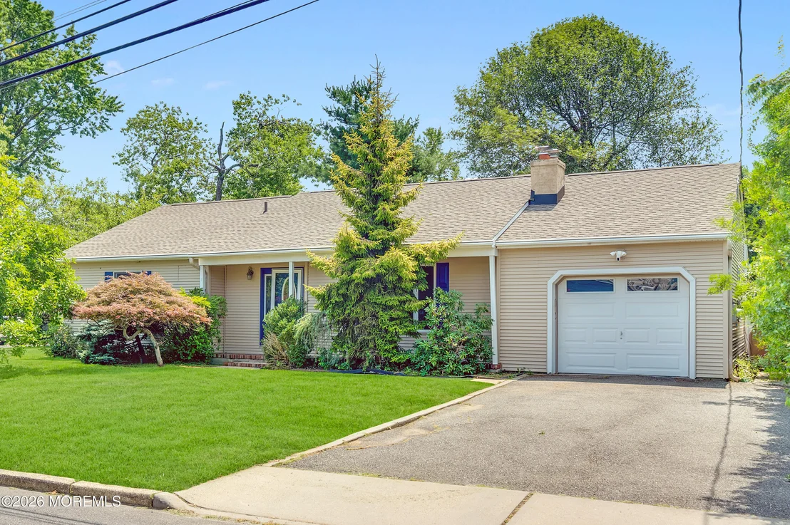 Photo of 718 Auth Avenue