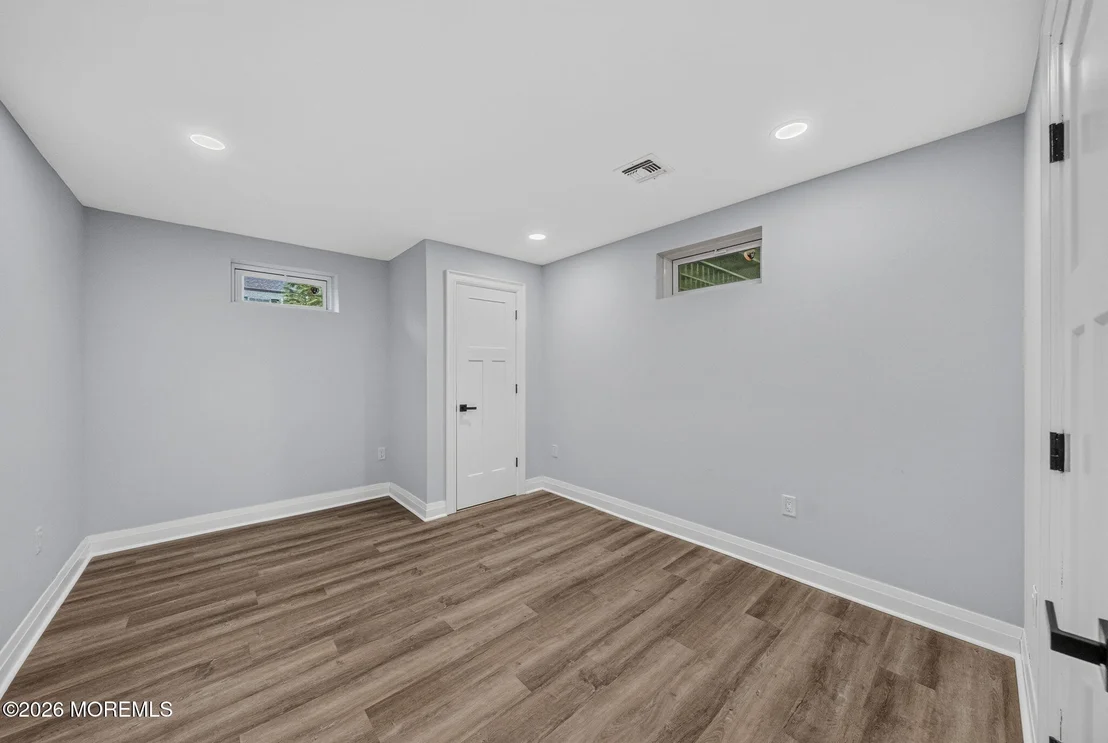 Photo of 284 Middle Road