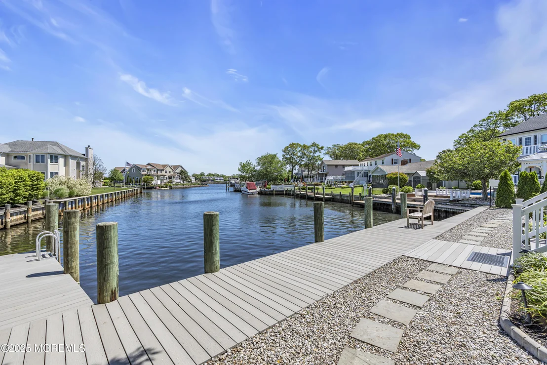 Photo of 560 Midwood Drive