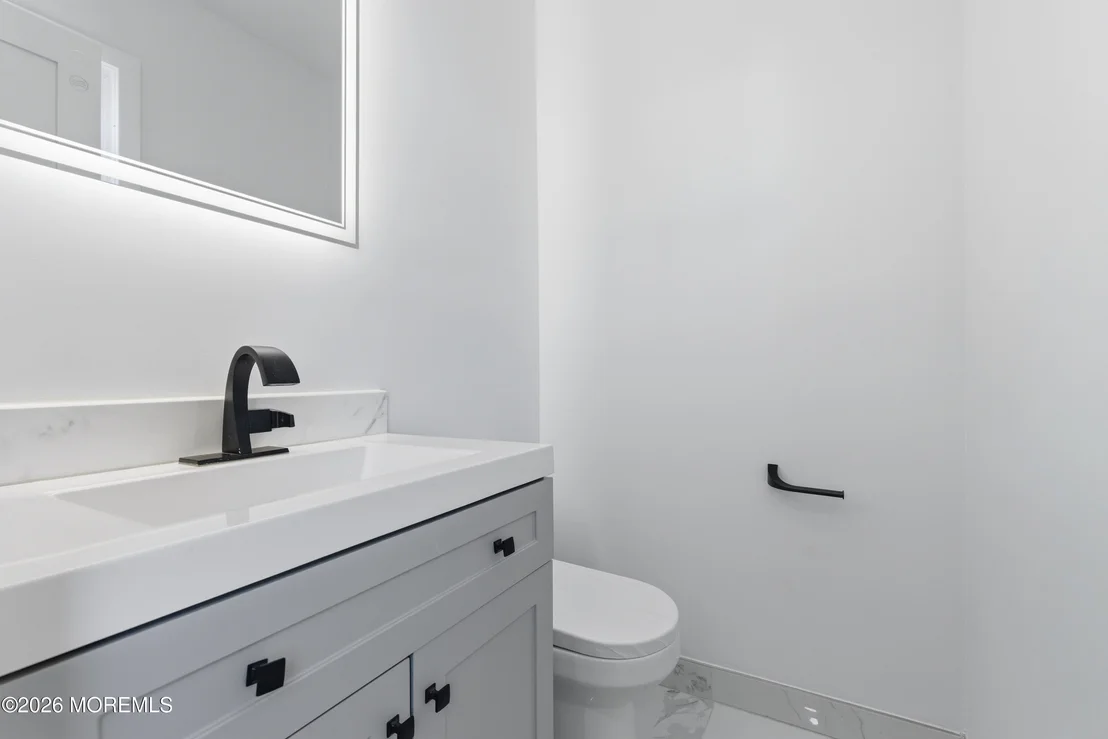 Photo of 52 Pomona Boulevard