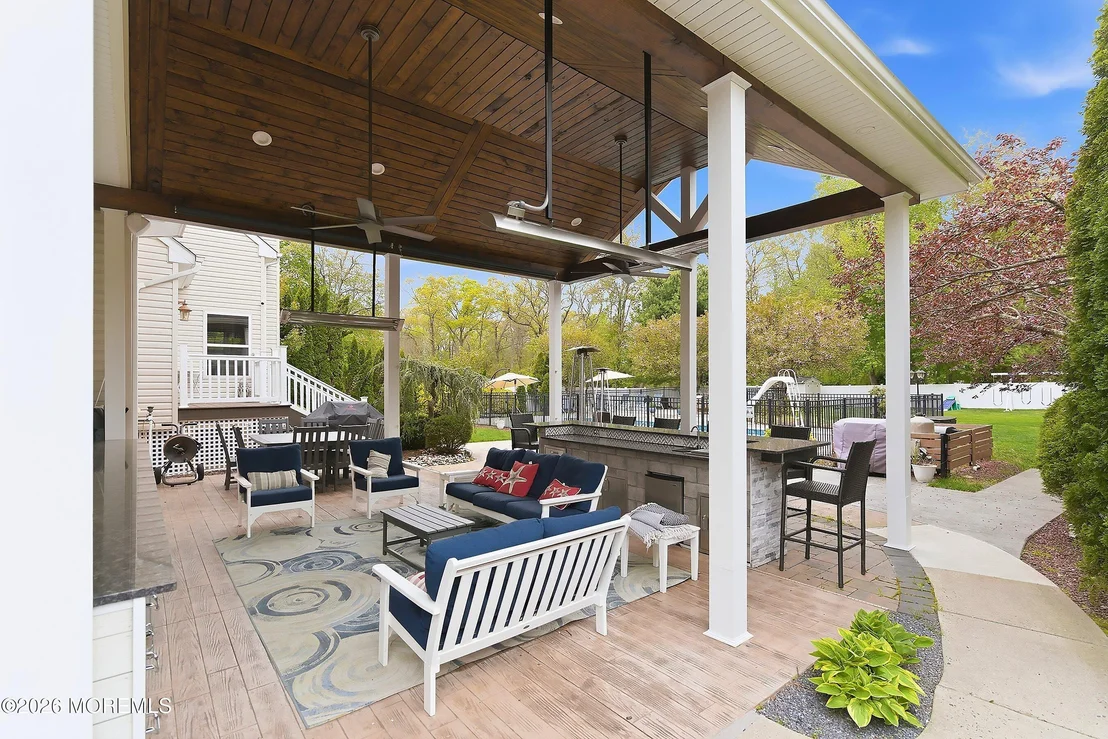 Photo of 8 Arboretum Drive