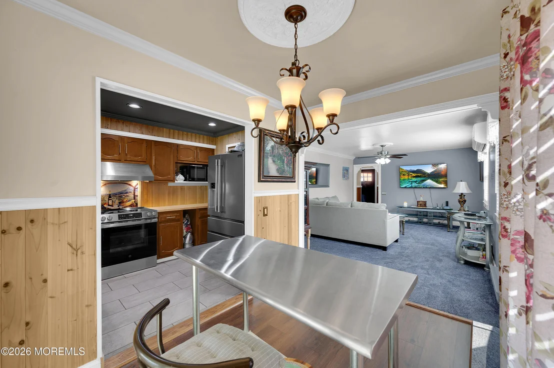 Photo of 21 Hudson Parkway