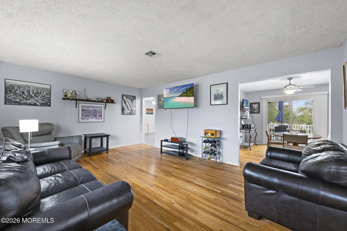Photo of 309 Colonial Drive