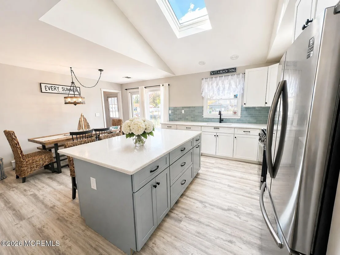 Photo of 810 Leeward Drive