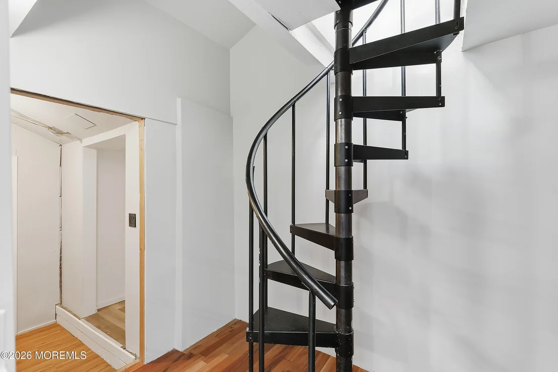 Photo of 215 Sunset Lane