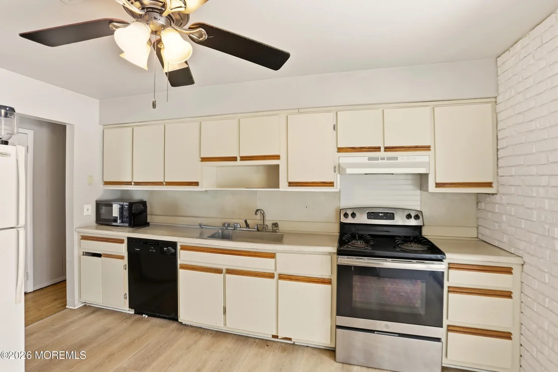 Photo of 403 Cook Road