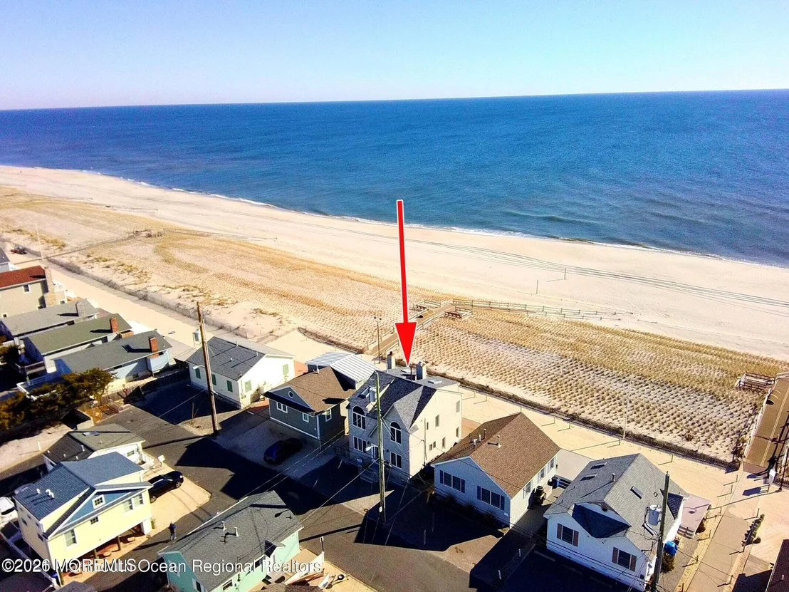 Photo of 3176 Ocean Road