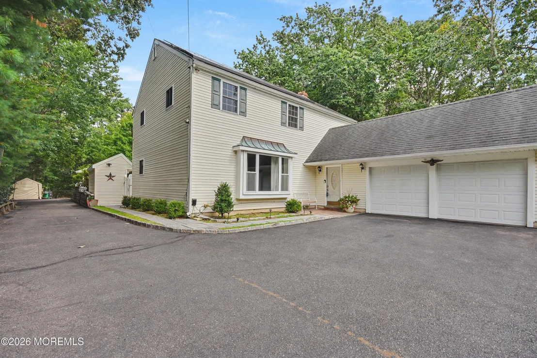 Photo of 51 Claridge Drive