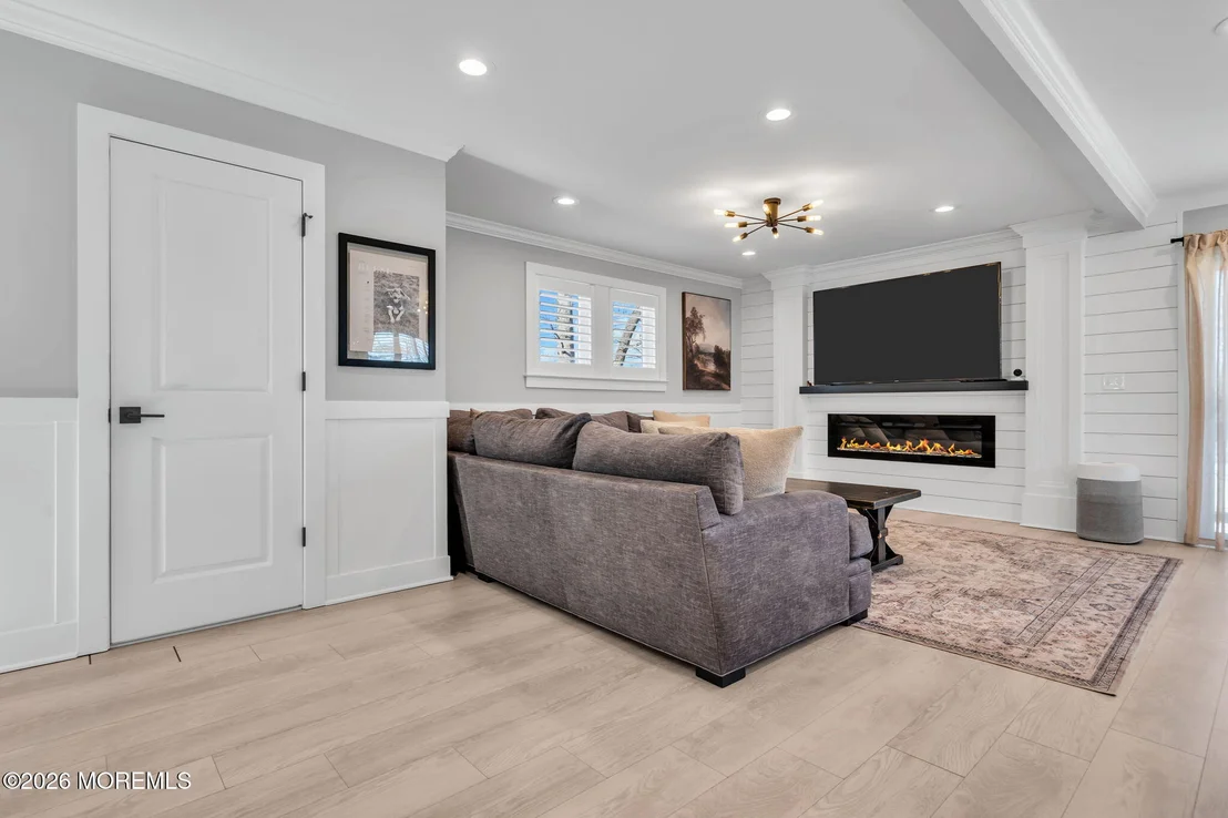 Photo of 1620 Ewart Road