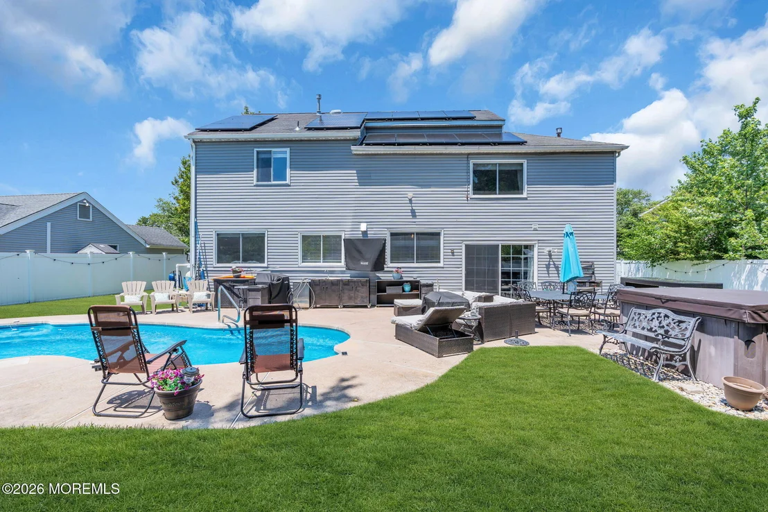 Photo of 1083 Cavan Drive