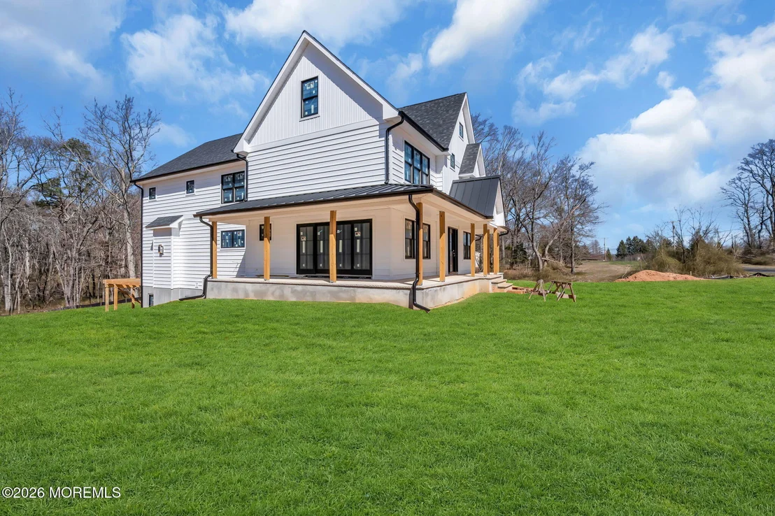 Photo of 104 Back Bone Hill Road