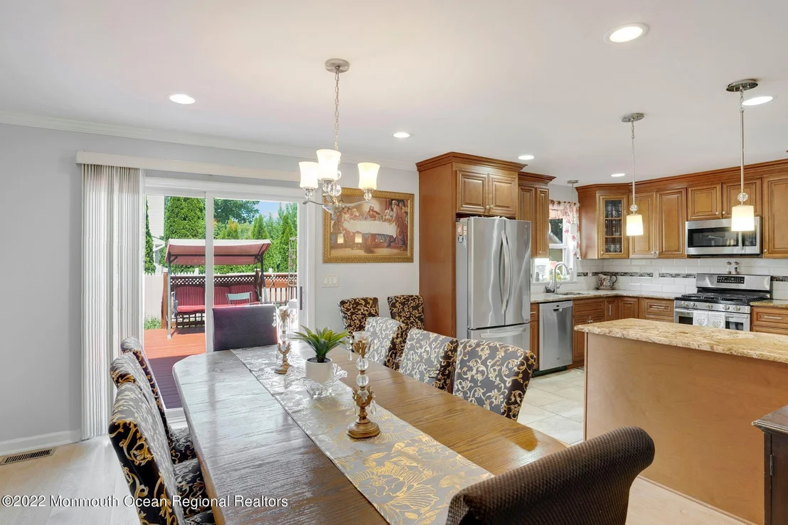 Photo of 2113 W Bangs Avenue