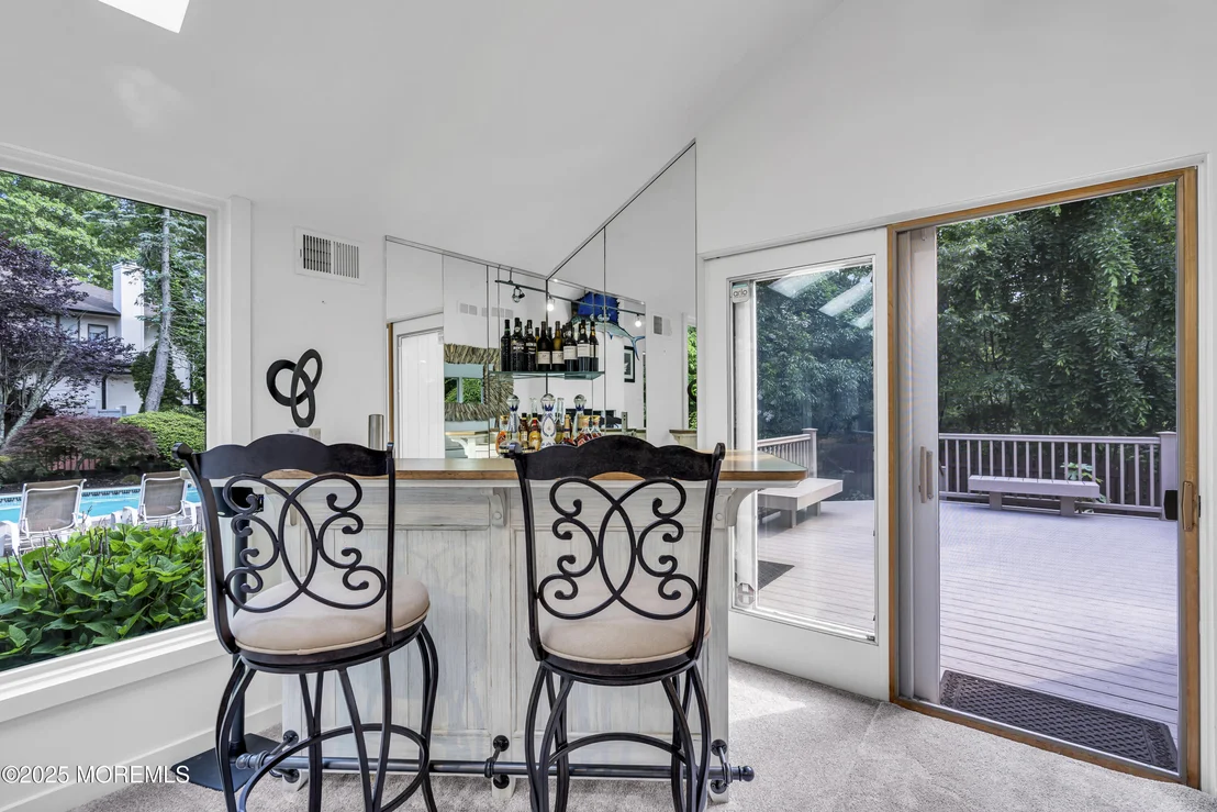 Photo of 635 Winding River Road