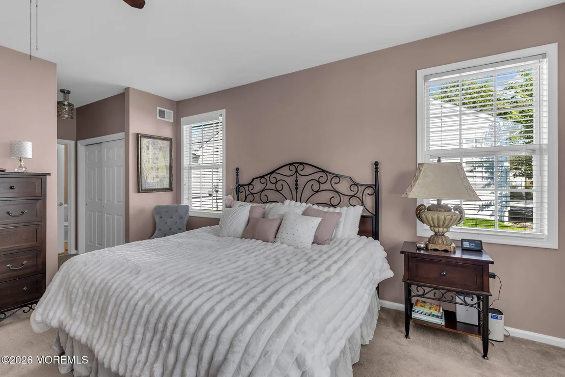 Photo of 18 Inkberry Lane