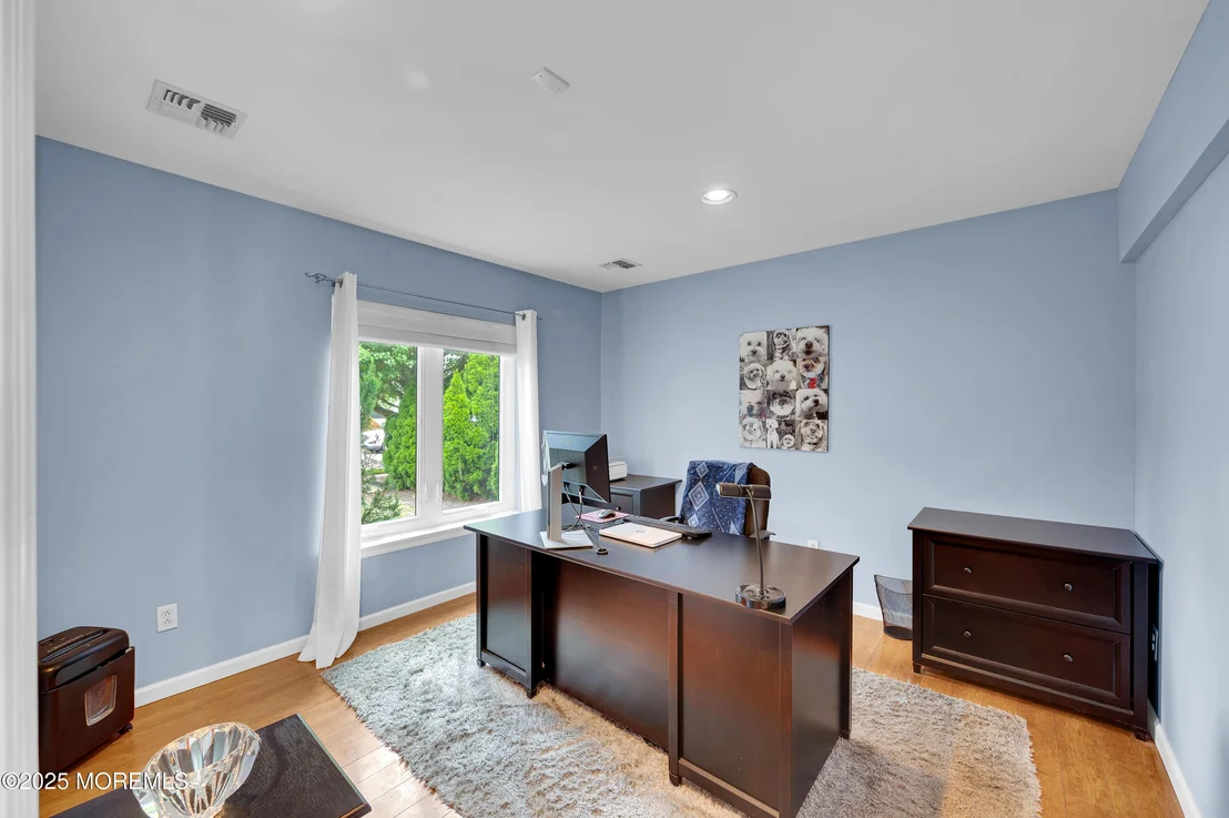 Photo of 741 S River Drive