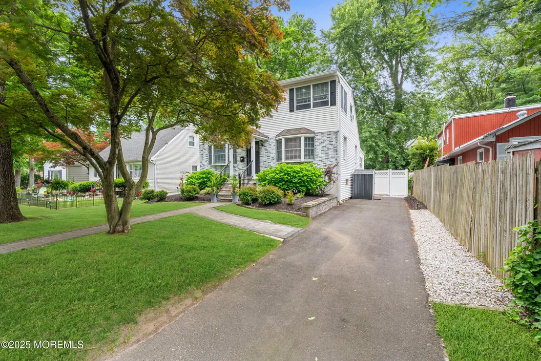 Photo of 15 Park Boulevard