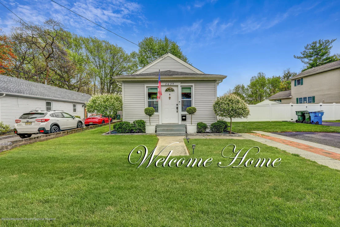 Photo of 2029 Florence Avenue