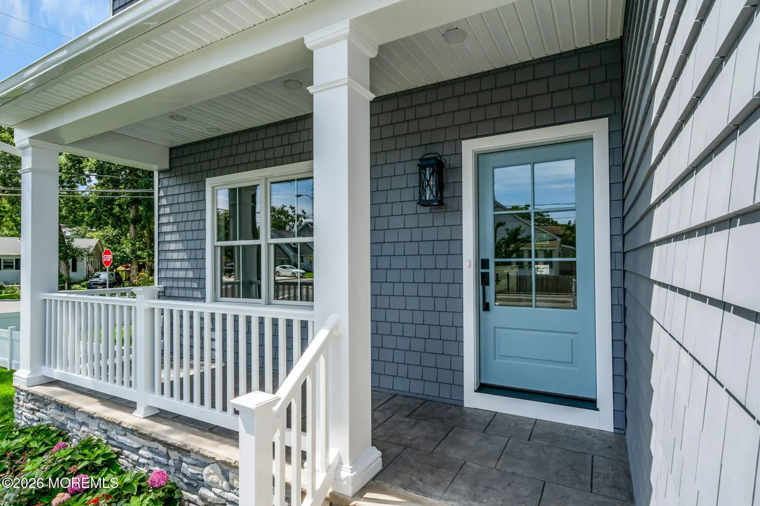 Photo of 1237 Benedict Street
