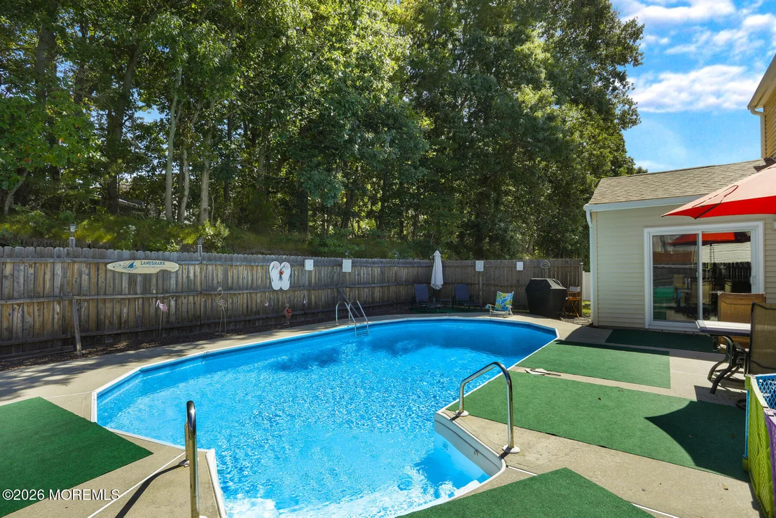 Photo of 87 Concord Circle