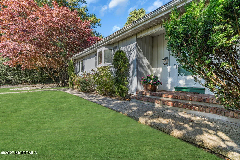 Photo of 642 Rankin Road