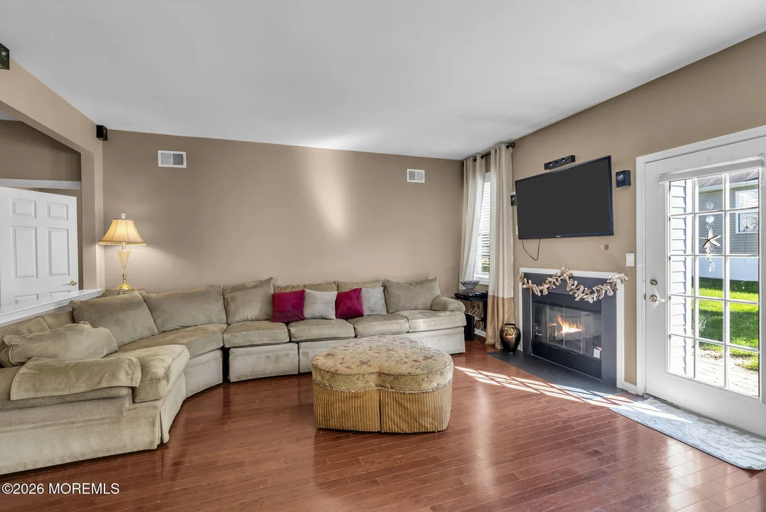 Photo of 18 Inkberry Lane