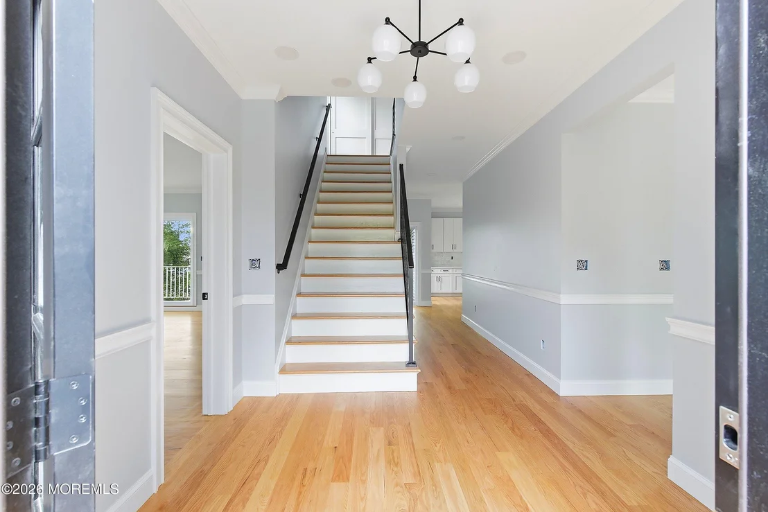 Photo of 427 Central Avenue