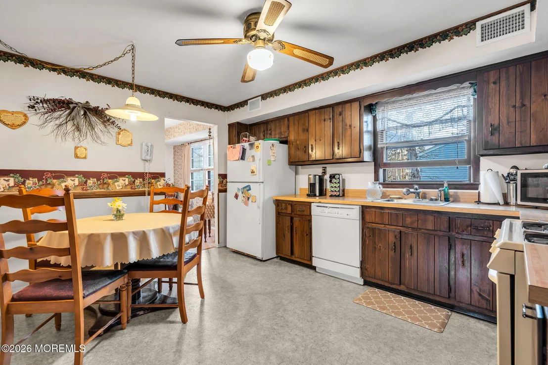 Photo of 641 Seventh Avenue