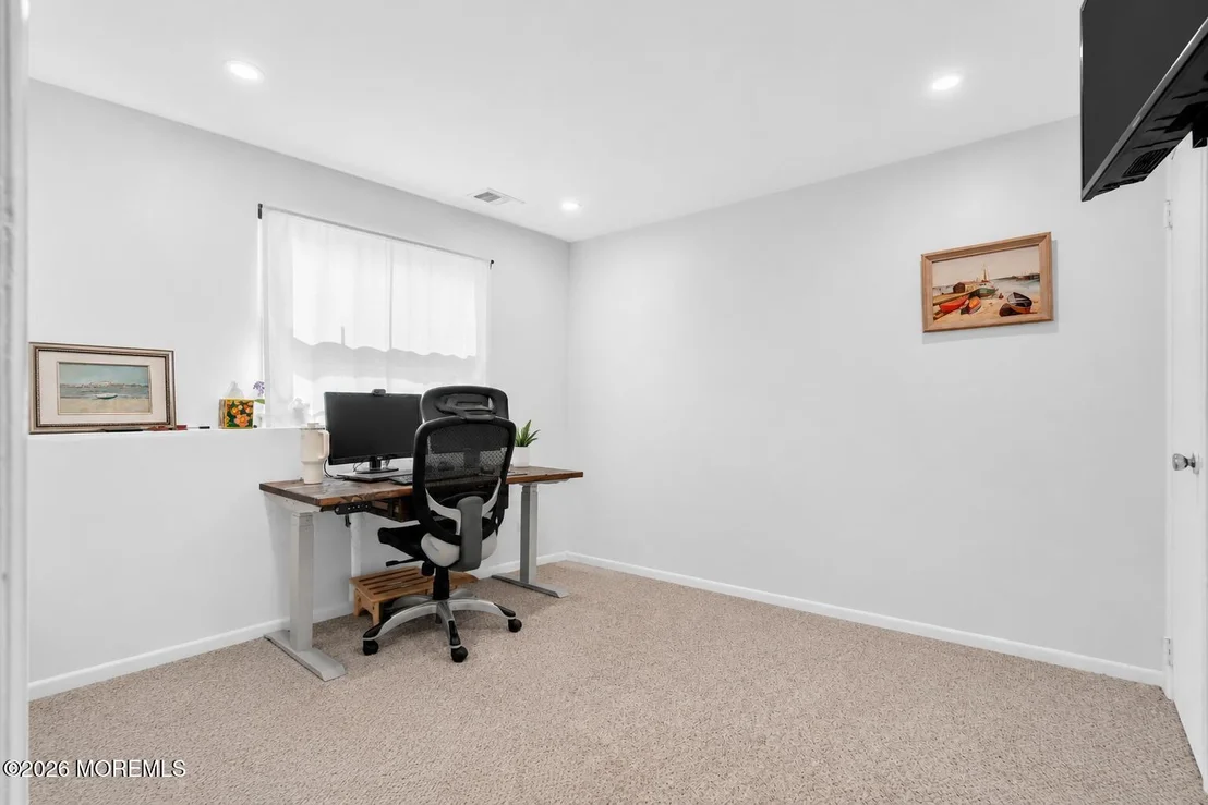 Photo of 31 Dogwood Drive