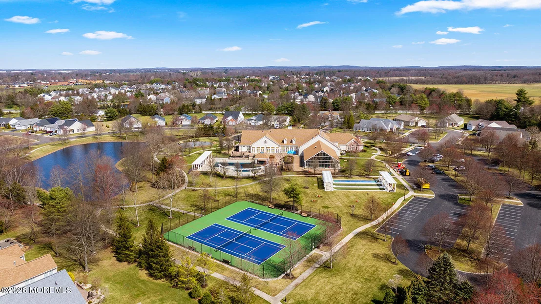 Photo of 1 Colonial Way