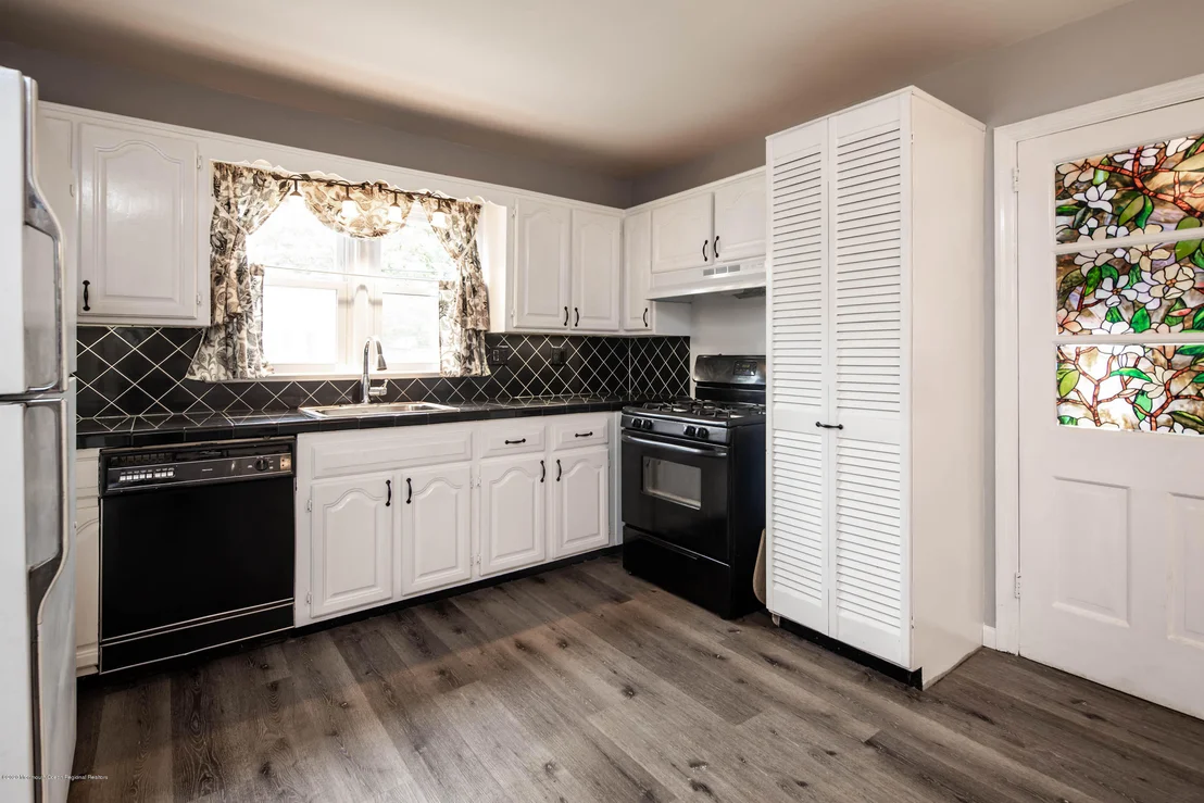Photo of 16 Springfield Avenue