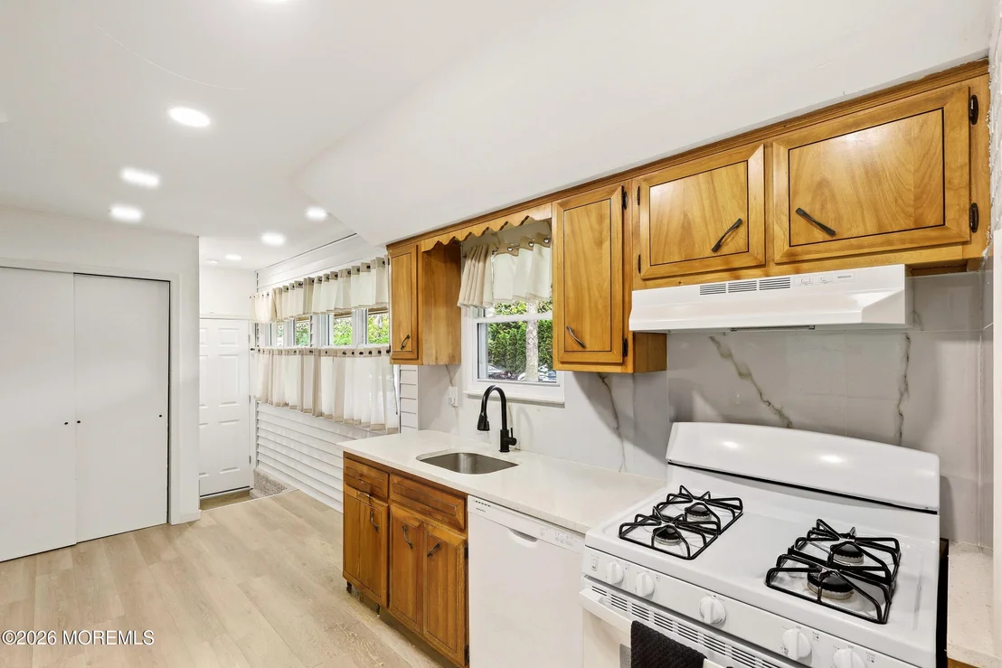 Photo of 1006 Amethyst Drive