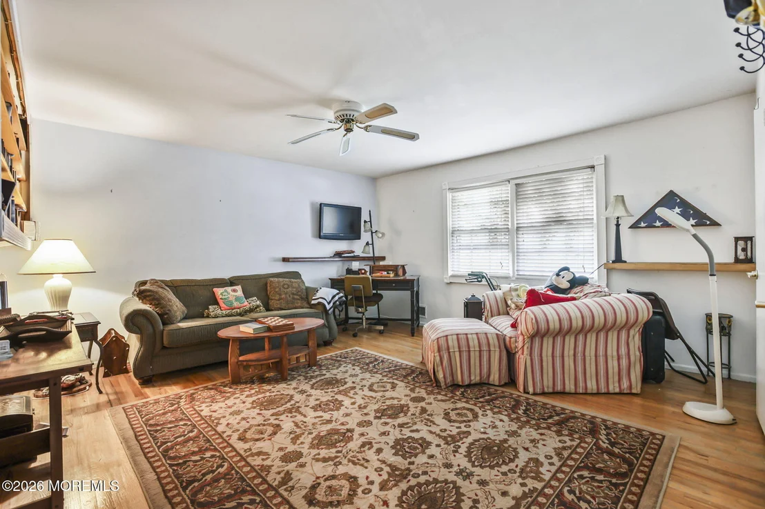 Photo of 5 Spencer Circle