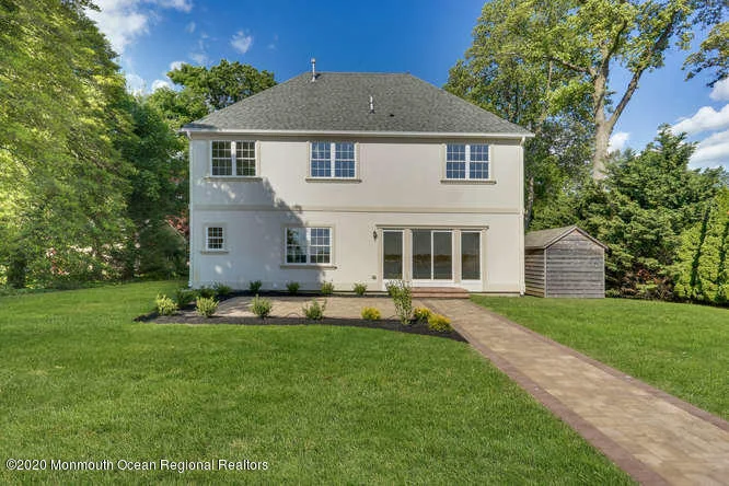 Photo of 2567 River Road