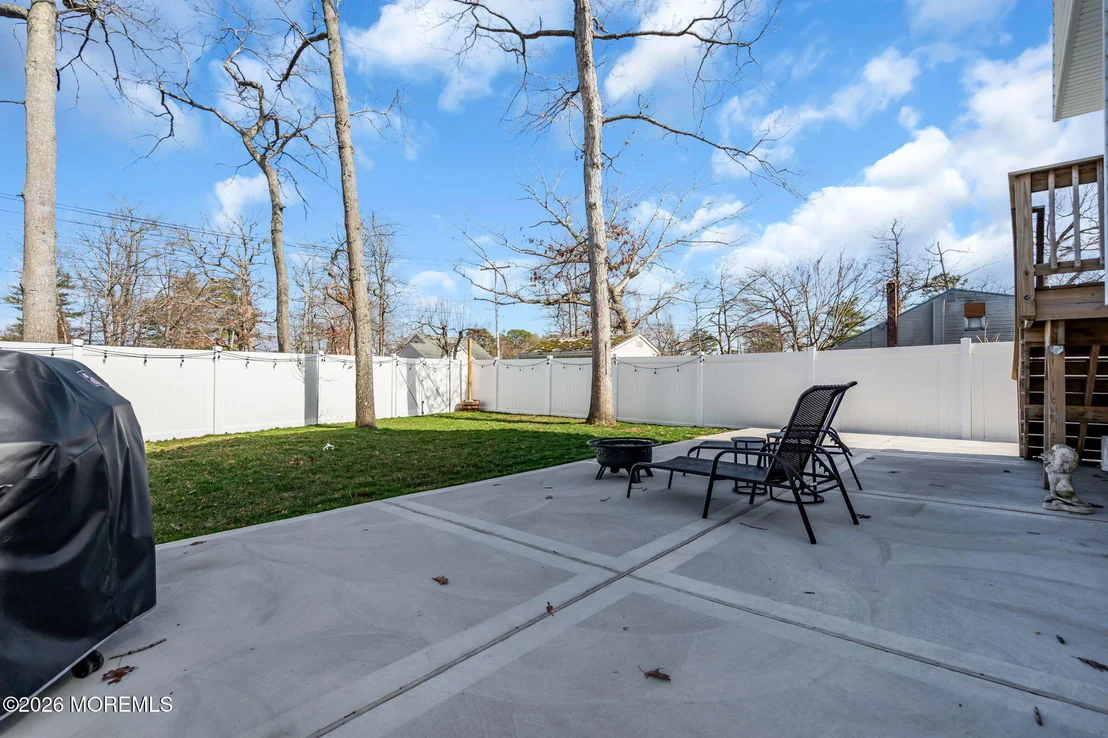 Photo of 1620 Ewart Road