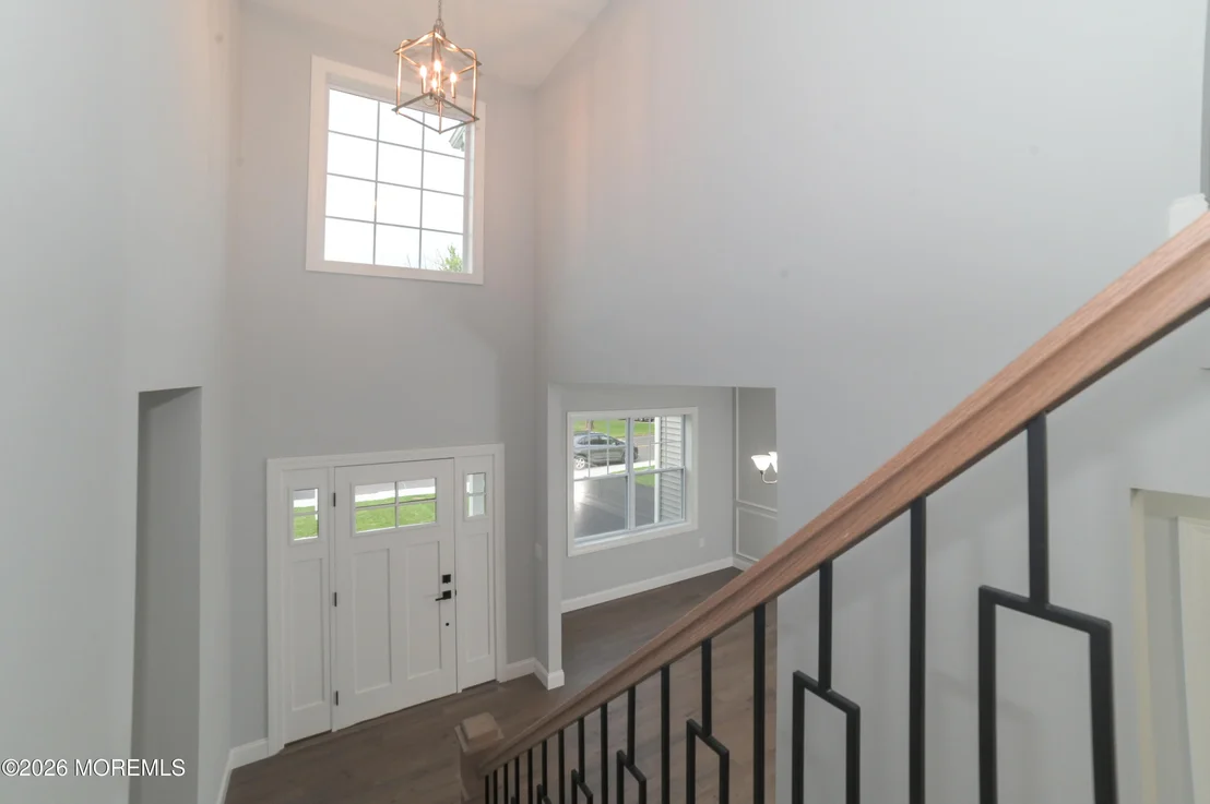 Photo of 128 Center Avenue