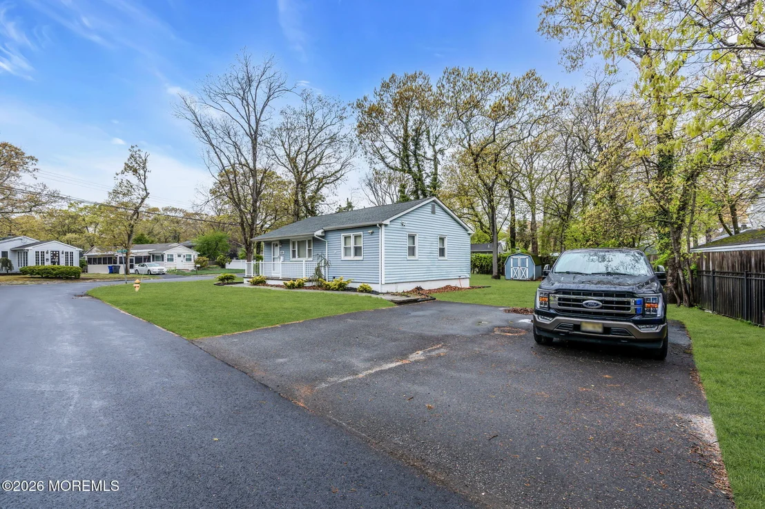 Photo of 593 Beach Plum Road