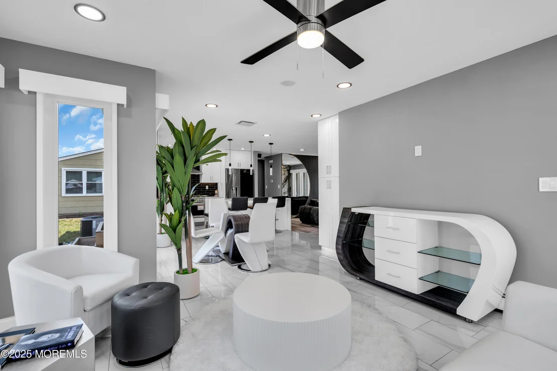 Photo of 16 Whitmore Drive