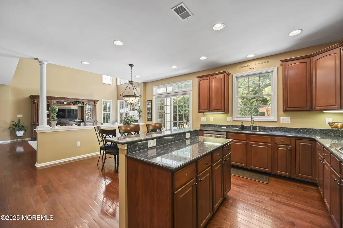 Photo of 7 Trumbull Court