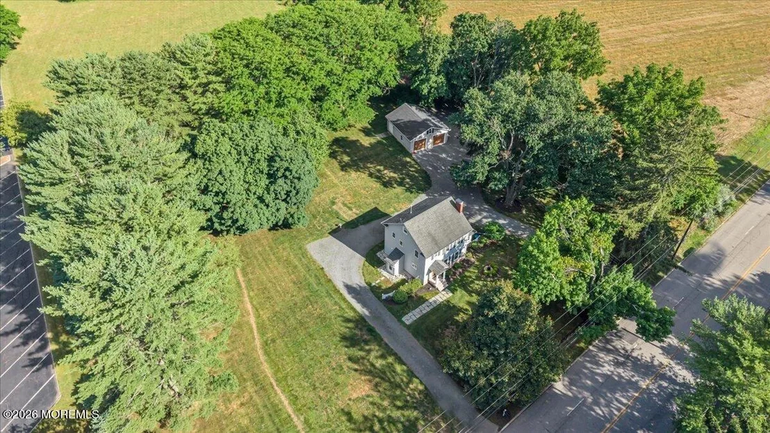 Photo of 102 Middletown Road