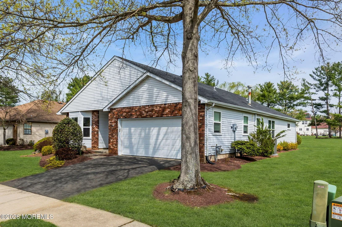Photo of 34 Peasley Drive
