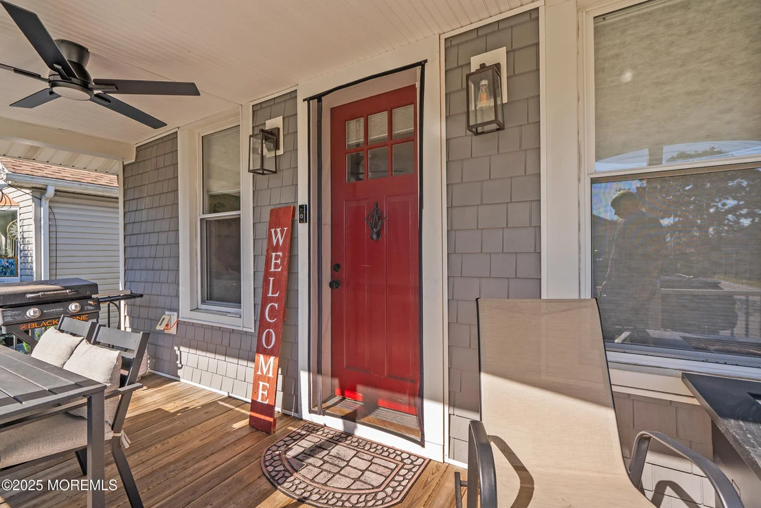 Photo of 204 5th Avenue