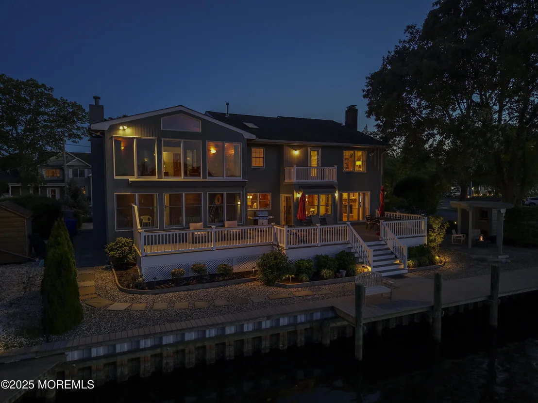 Photo of 560 Midwood Drive